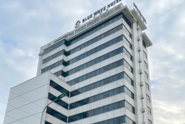 Khách sạn Blue Wave