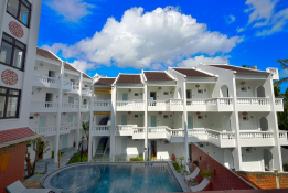 KHÁCH SẠN HỪNG ĐÔNG