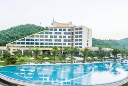 Khách sạn Mường Thanh Luxury Diễn Lâm