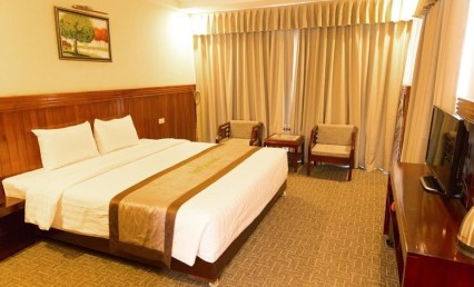 Khách sạn Vinh Plaza<br>